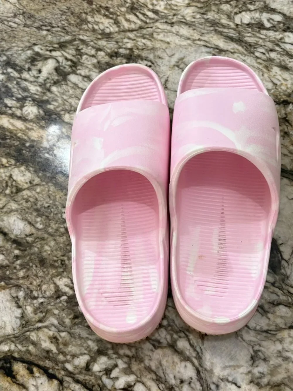 Nike Calm SE Pink Foam Slide Sandal